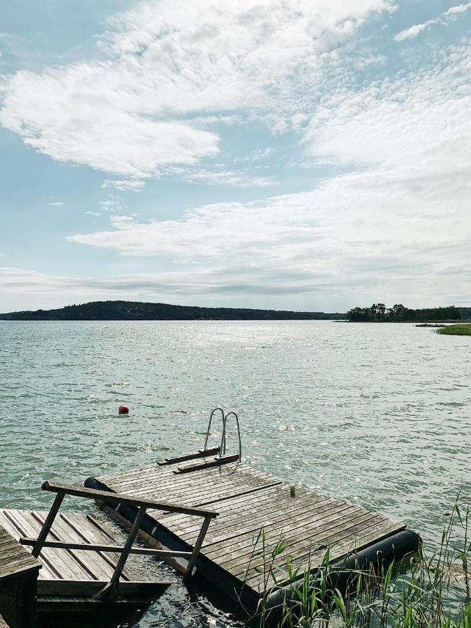 Oevernaesgarden Gaesthem Mariehamn Esterno foto